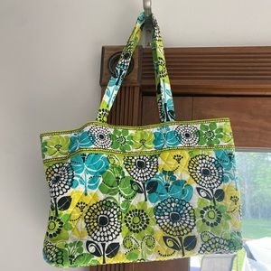 Vera Bradley tote